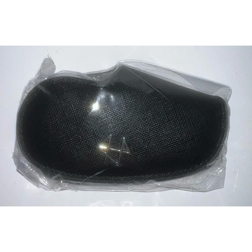 (b32/3) 1 Golf Iron Covers Staffiano Leather Magnetic Club Head over Black
